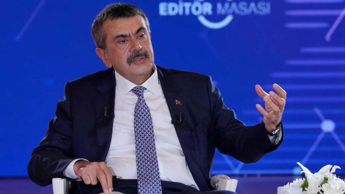 Bakan Tekin: Zorunlu bağış diye bir şey yok haberinin görseli