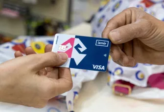 Büyükşehir’den öğrencilere 48 milyon liralık kırtasiye desteği