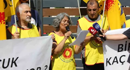 EĞİTİM SEN’den okul alışverişi tepkisi: Masrafları devlet karşılamalı