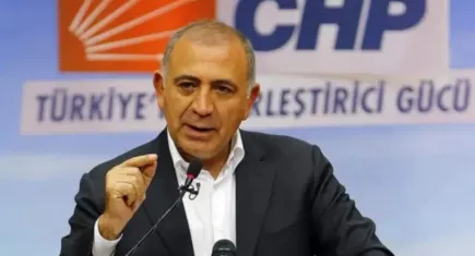 Gürsel Tekin'den yeni açıklama: " Pazartesi günü o koltukta olacağım!"