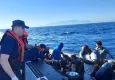 İzmir açıklarında dram: 137 düzensiz göçmen sahil güvenlik tarafından kurtarıldı