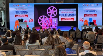 İzmir’de pediatristler ve aile hekimleri çocuk sağlığı için bir araya geldi