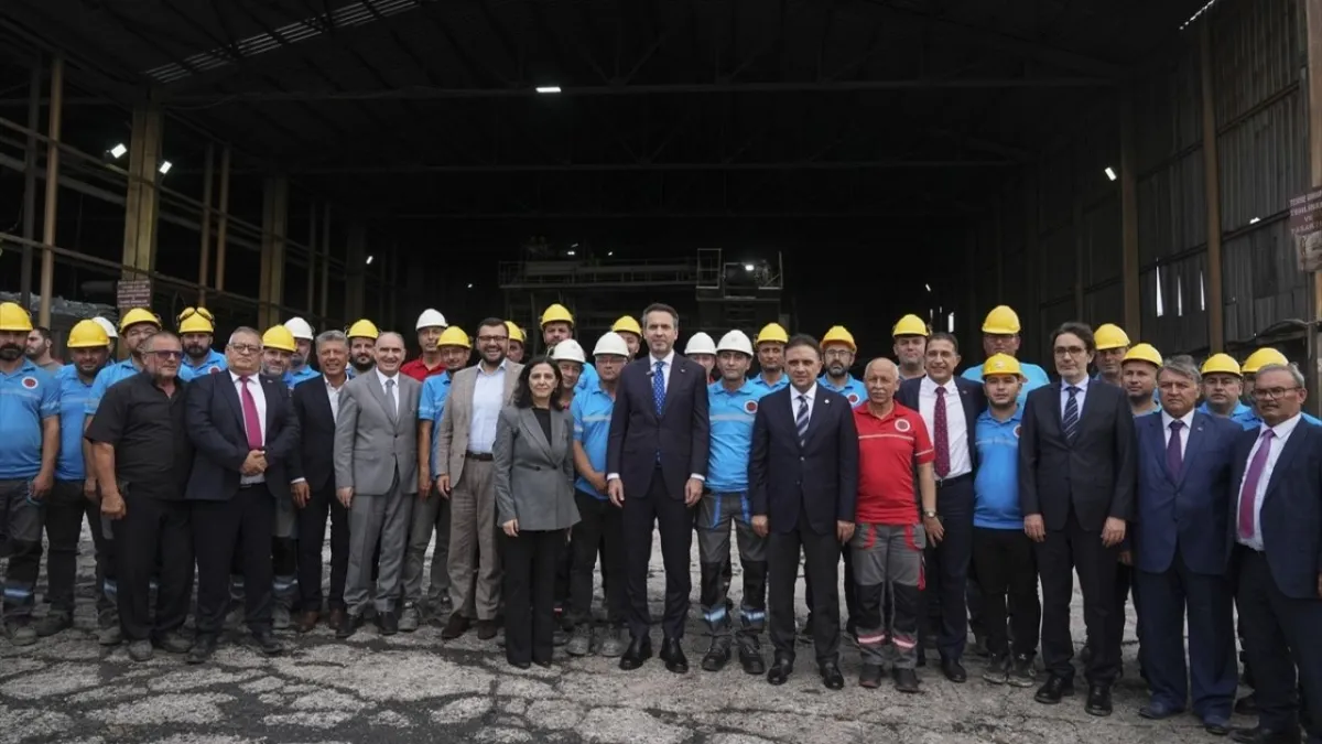 Soma Termik Santrali’nde yeni dönem: Bakan Bayraktar tarih verdi haberinin görseli