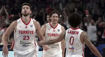 12 Dev Adam, Avrupa Basketbol Şampiyonası’nda çeyrek finalde!