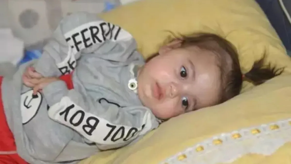 Adana’da SMA savaşçısı Yasmin Elif’in dramı: Depremi atlattı, ambulans kazasından kurtuldu ama... haberinin görseli