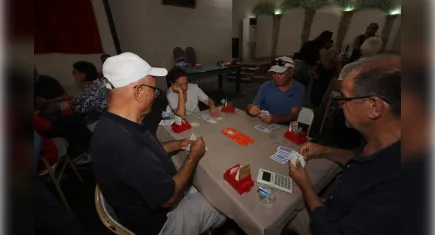 Briç tutkunları Efes Selçuk’ta bir araya geldi