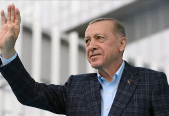 Cumhurbaşkanı Erdoğan: Deprem bölgesinde her 3 hak sahibinden 2'sine yeni yuvası teslim edildi