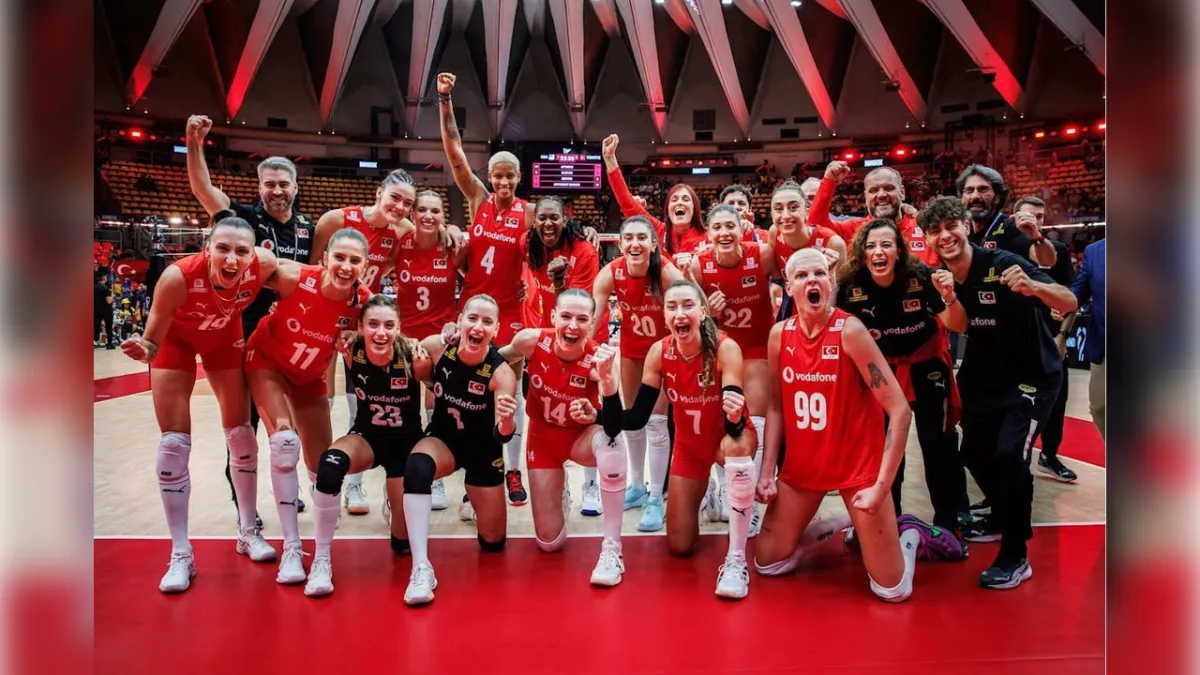 Filenin Sultanları’na İzmirli belediye başkanlarından gurur dolu tebrik mesajı haberinin görseli