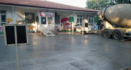 İzmir’de okullar yenilendi: Öğrencileri sürprizlerle dolu dönem bekliyor!