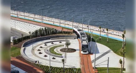 İzmir’in otobüs, metro ve tramvaylarında seferler artıyor