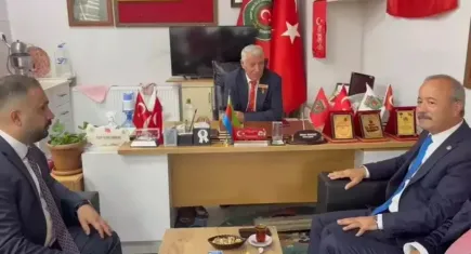 MHP’den Iğdır’da kritik ziyaret: “Terörsüz Türkiye” için şehit aileleri ve aşiretlerle bir araya geldiler