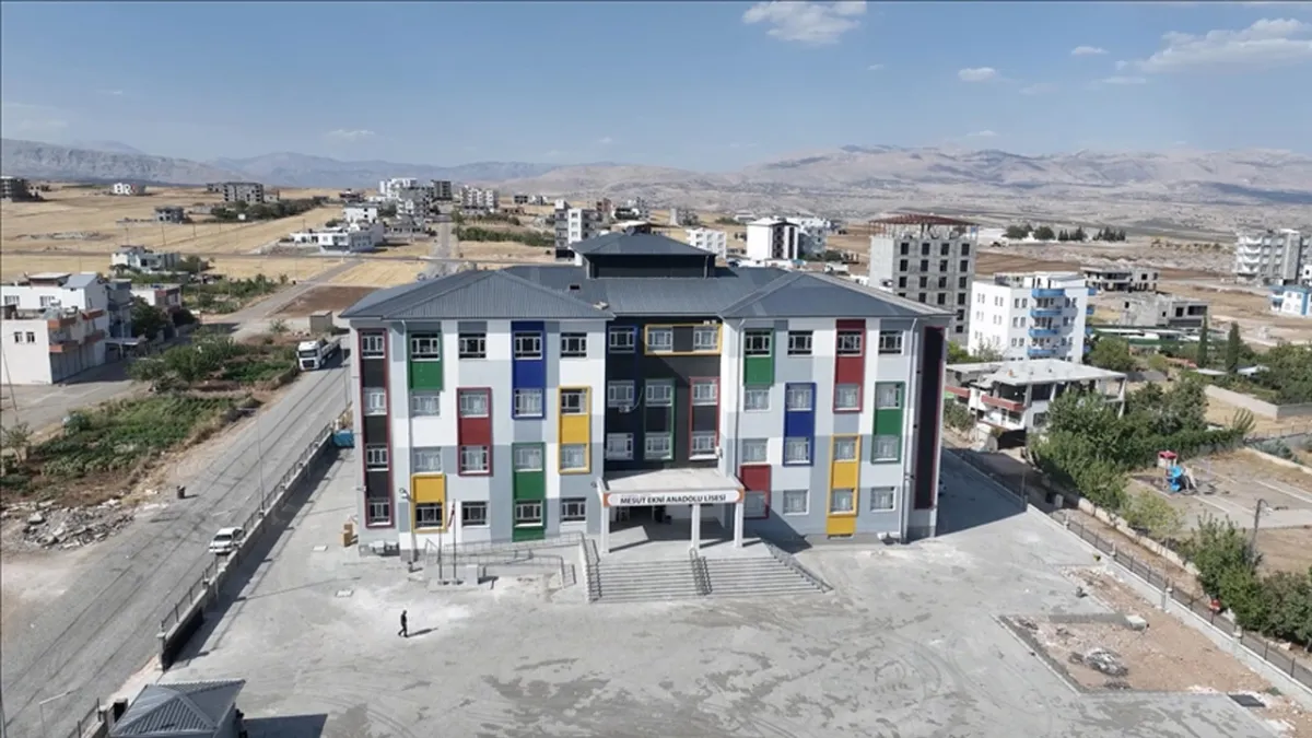 Adıyaman’da deprem sonrası okullar yenilendi: 410 fazladan derslik inşa edildi haberinin görseli