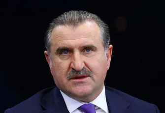Bakan Bak’tan Filenin Sultanları için tebrik mesajı