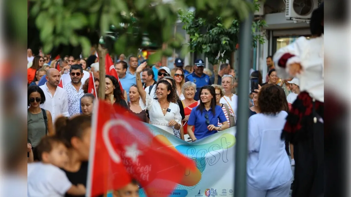 EFEST renkli görüntülere sahne oldu  haberinin görseli