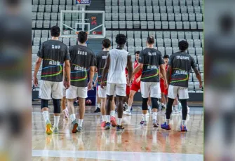 Petkimspor, hazırlık maçında Manisa Basket’i mağlup etti