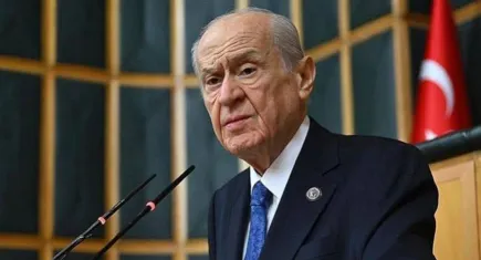Bahçeli’den İzmir’deki polis saldırısına sert tepki: “16 yaşındaki katilin arkasında alçak oyunlar var”