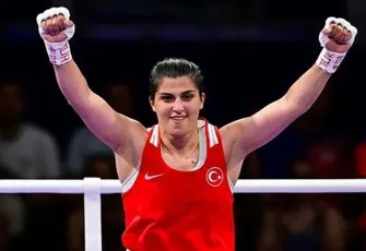 Busenaz Sürmeneli, Dünya Boks Şampiyonası’nda çeyrek finale çıktı