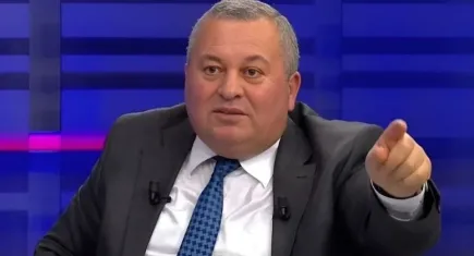 Cemal Enginyurt’tan Gürsel Tekin’e kayyum tepkisi: “CHP’lileri biber gazıyla mı susturacaksınız?”