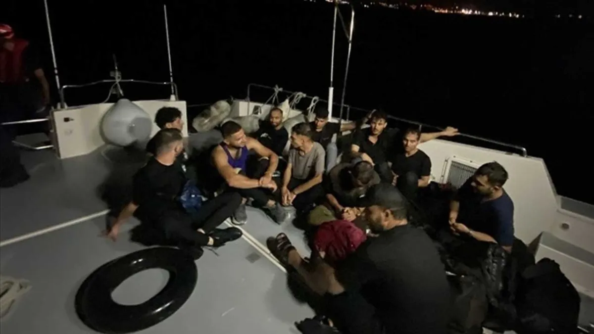 Çeşme&#039;de düzensiz göçmen operasyonu! haberinin görseli