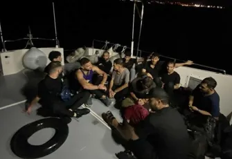 Çeşme'de düzensiz göçmen operasyonu!