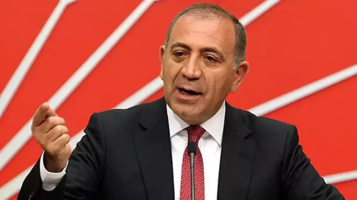 CHP İstanbul İl Başkanlığı’nda kriz! Gürsel Tekin’in binaya girişi ertelendi haberinin görseli