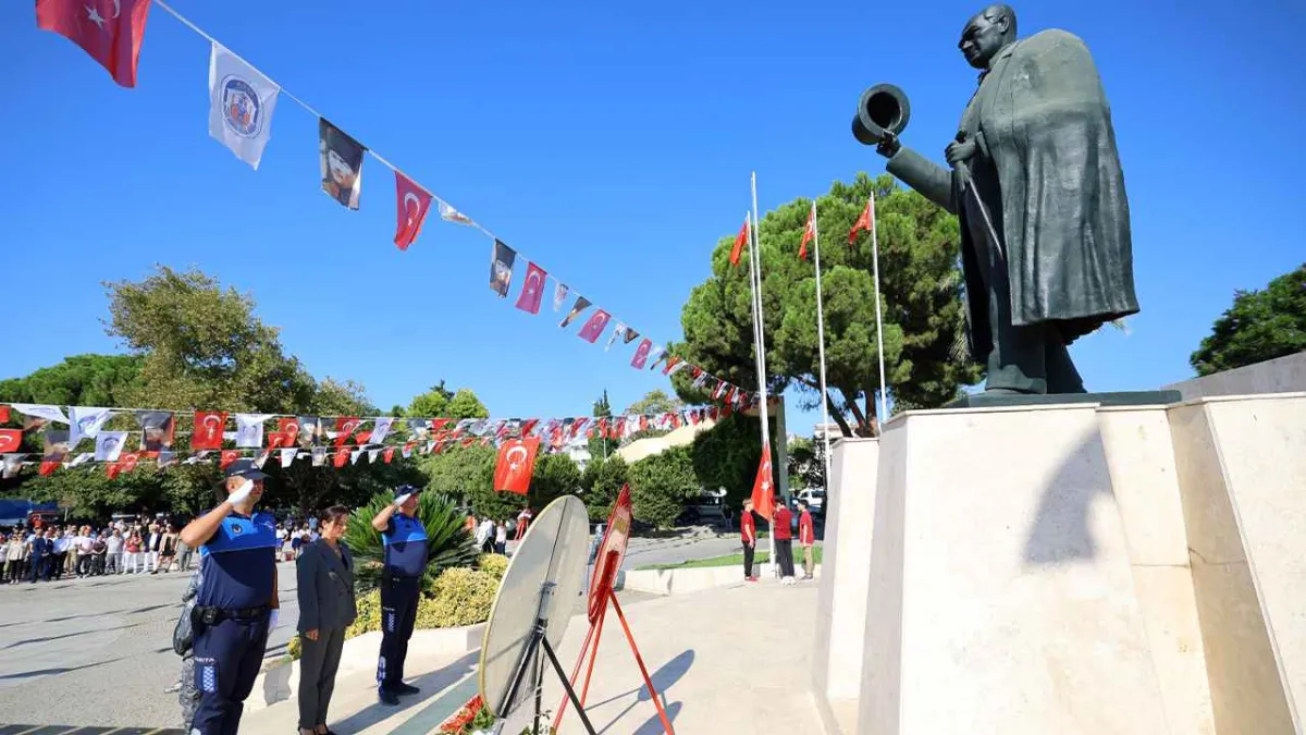 Efes Selçuk’un kurtuluşunun 103. yılı coşkuyla kutlandı haberinin görseli