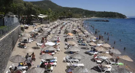 Ege Denizi kızıl alarm veriyor: Yüzme sezonu 18 yılda 11 gün uzadı!