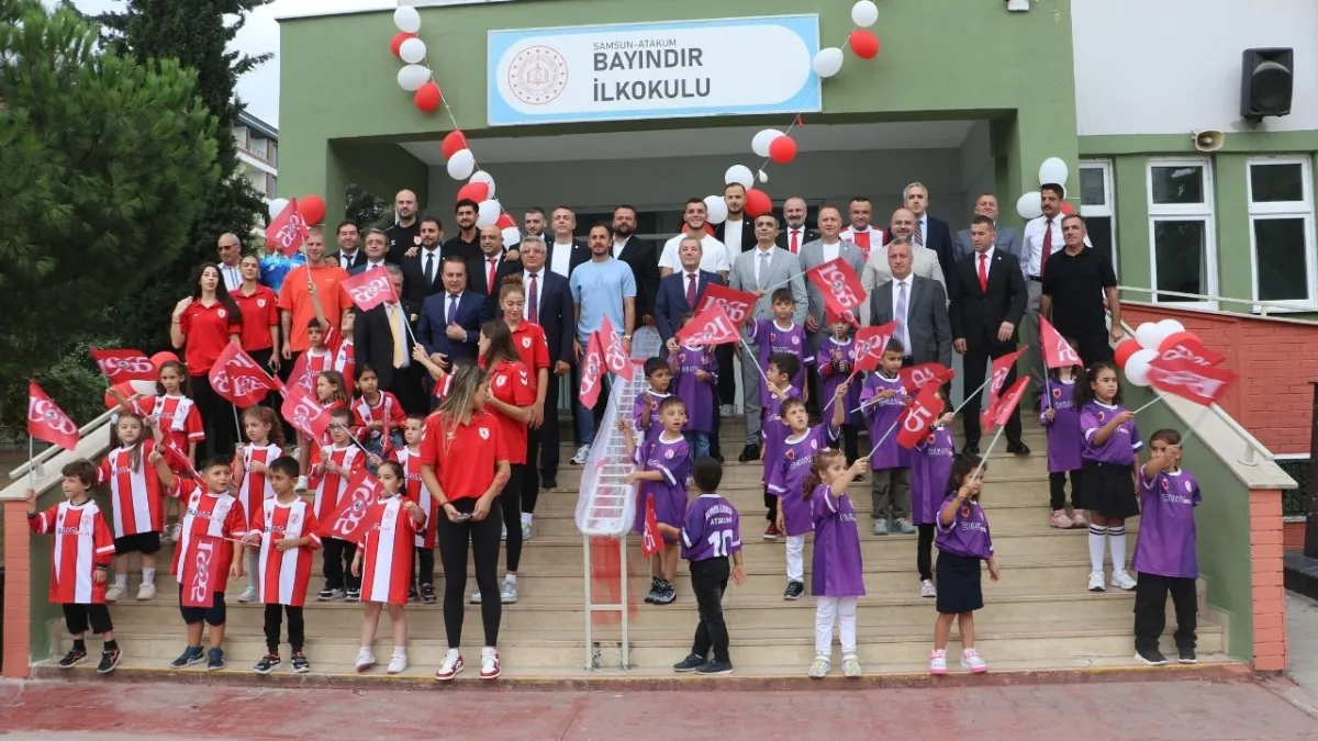 Samsunspor’dan 20 bin öğrenciye sürpriz! Zeki Yavru’nun duygulandıran sözleri haberinin görseli
