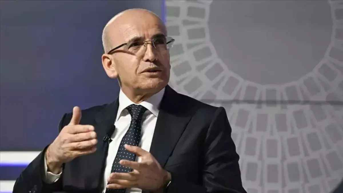 Şimşek’ten piyasalara kritik mesaj: “Dün gece de, bugün de olağan dışı hareket yok” haberinin görseli