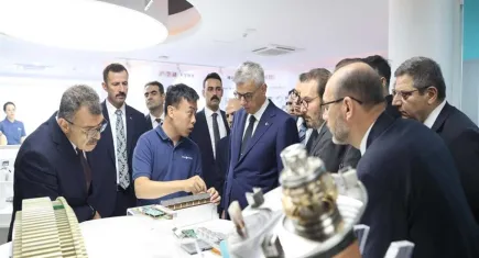 Bakan Memişoğlu Çin'de ziyaretlere devam etti
