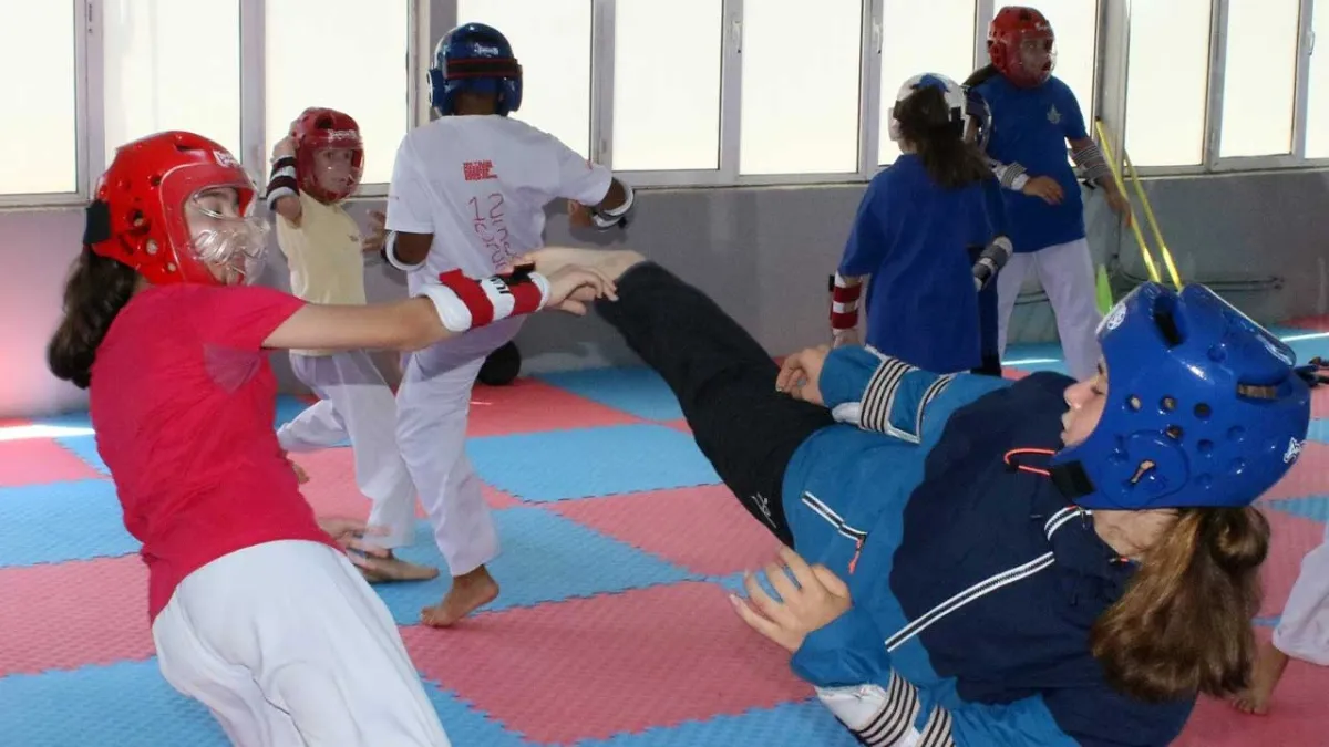 Bornova’da kış spor kursları için kayıtlar başladı haberinin görseli