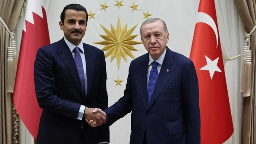 Cumhurbaşkanı Erdoğan, Katar Emiri Al Sani ile telefonda görüştü! haberinin görseli