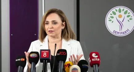 DEM Parti’den CHP’ye kayyum atanmasına tepki: Hukuk dışı bir durumla karşı karşıyayız
