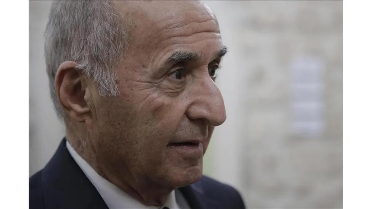 Hikmet Çetin’den Kılıçdaroğlu iddiası: Yeniden CHP’nin başına geçmek istiyor haberinin görseli