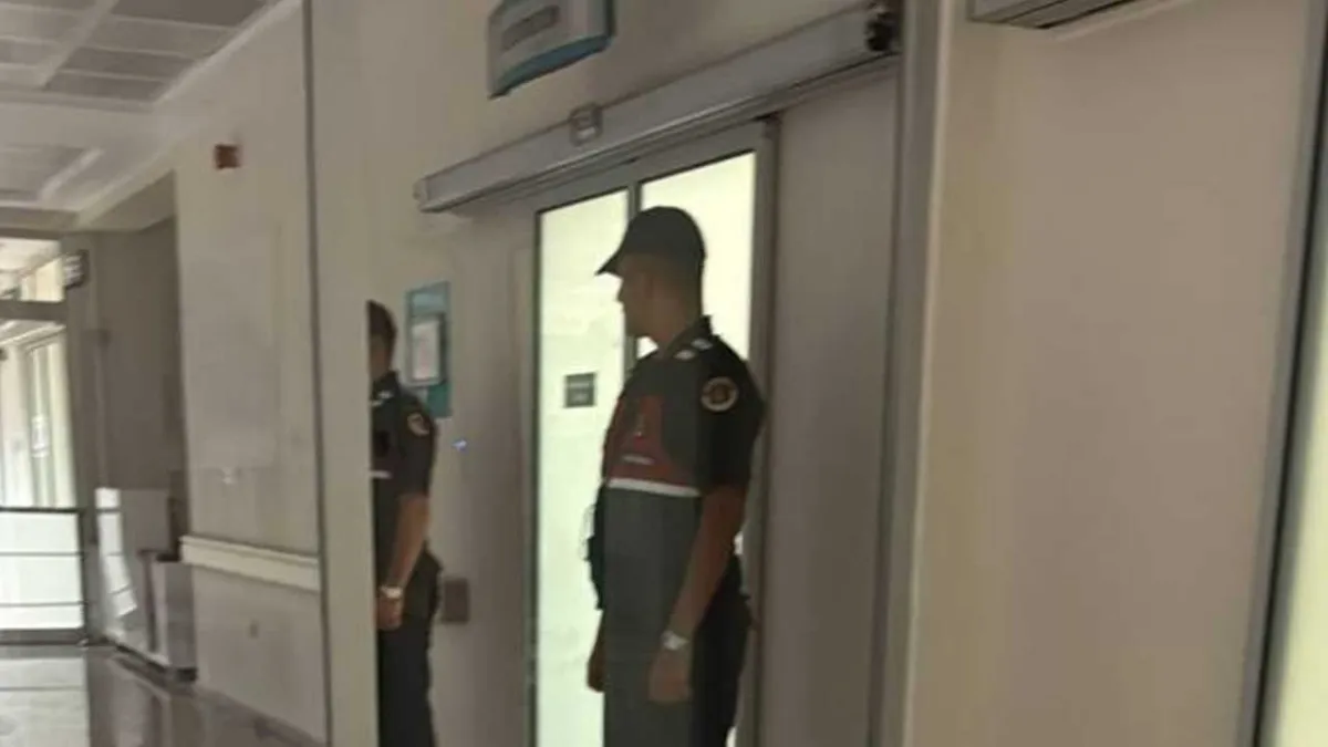 Muhittin Böcek, hastaneye kaldırıldı haberinin görseli