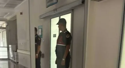 Muhittin Böcek, hastaneye kaldırıldı