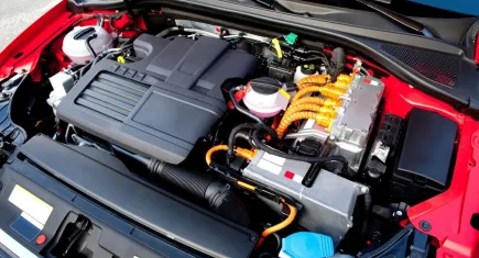 Uzmanlar uyarıyor: Paranızı boşa harcatan 4 popüler hibrit araç modeli