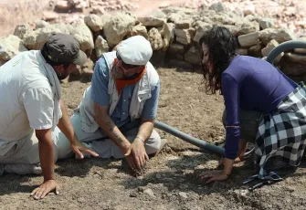 9 Bin 500 yıllık kamusal yapı Çayönü Tepesi’nde ortaya çıktı