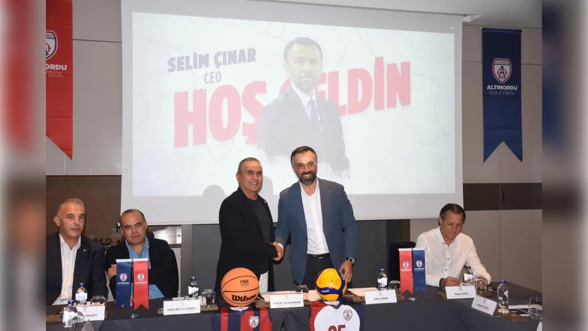 Altınordu voleybolda yeni dönem                    haberinin görseli
