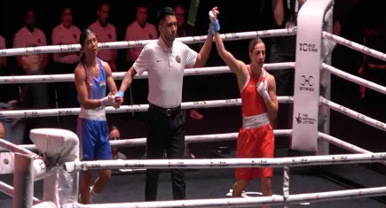 Buse Naz Çakıroğlu, Dünya Boks Şampiyonası'nda yarı finalde