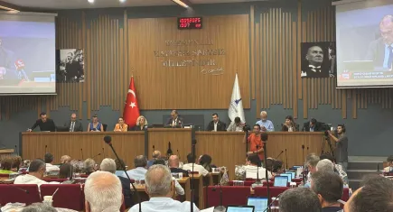 Büyükşehir meclisinde toplu taşımada indirim tartışması