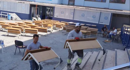 Çeşme Belediyesi’nden okullara hijyen seferberliği: Yeni eğitim yılına temiz başlangıç