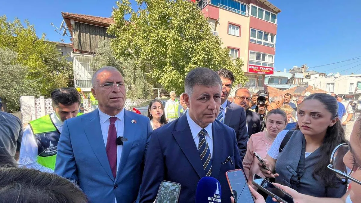 CHP’li milletvekilleri yürüyüşe katılmamıştı: Tugay’dan açıklama geldi! haberinin görseli