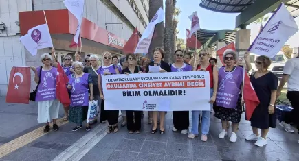 Cumhuriyet Kadınları Derneği'nden karma eğitim çağrısı