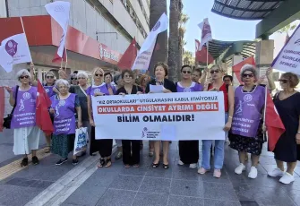 Cumhuriyet Kadınları Derneği'nden karma eğitim çağrısı