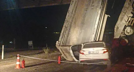 Damperi açılan kamyon faciaya yol açtı