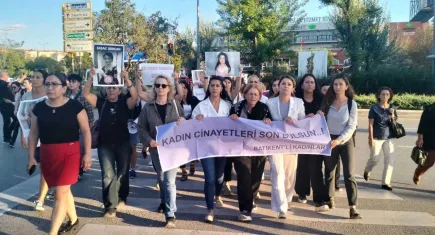 Kadınlar, kayınpederi tarafından öldürülen Başak için yürüdü