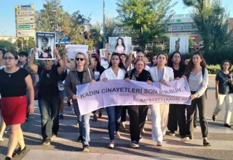 Kadınlar, kayınpederi tarafından öldürülen Başak için yürüdü