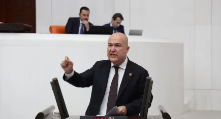 Murat Bakan plakasız araçları sordu: Kamu Güvenliği tehlikede mi?