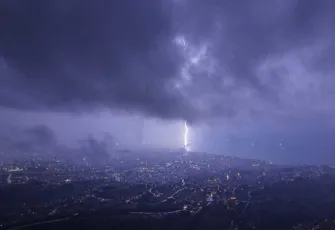 Samsun’da etkili olan sağanak, sele neden oldu